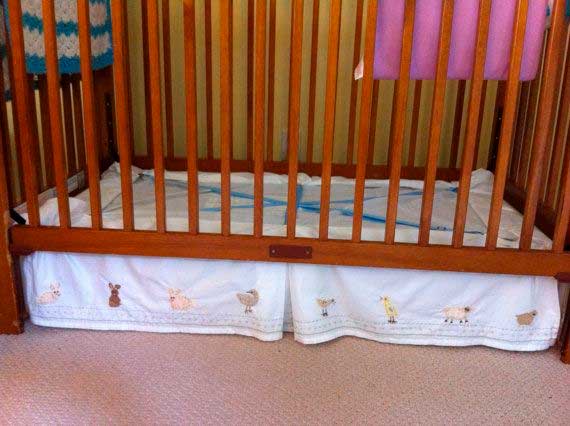 How to lower a crib mattres